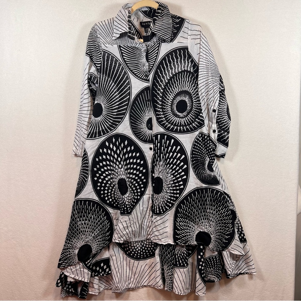 Abstract Circle Print Tunic Dress - Black & White